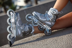rollerblade rollerderby rollerblading